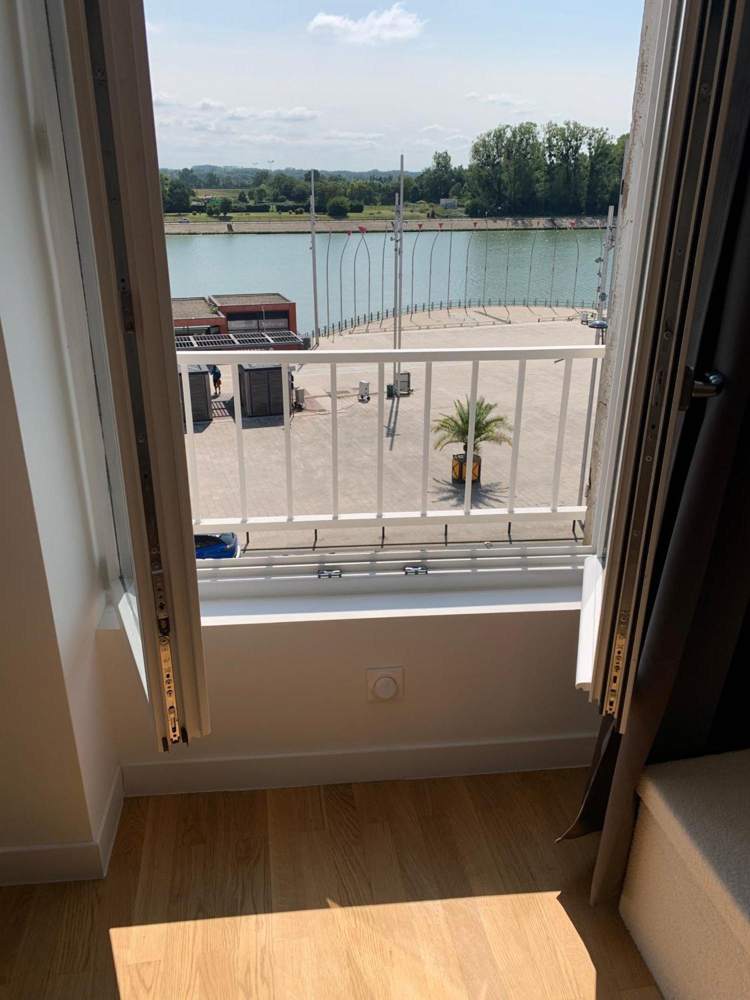Appartement Neuf, Vue Sur Saone Mâcon Eksteriør billede